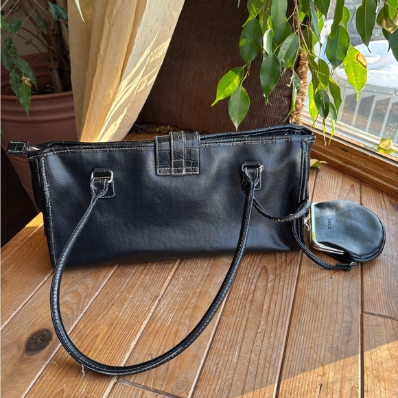 Y2K Black Shoulderbag - Picture 10 of 12